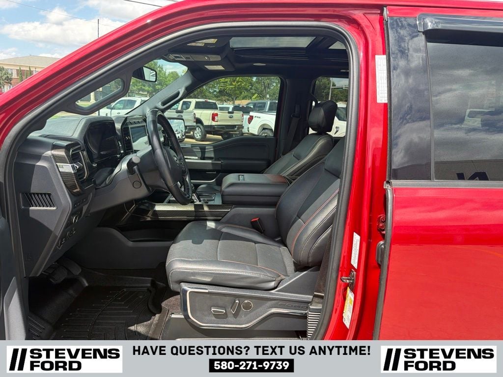 2022 Ford F-150 Lariat BLACK-OPS