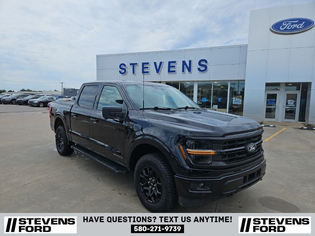 2025 Ford F-150's photo