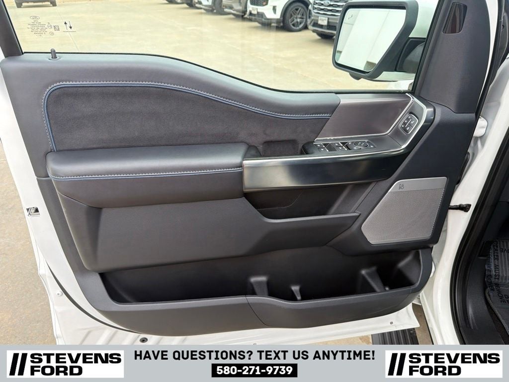 2025 Ford F-150 Platinum