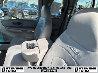 2000 Ford F-150 Lariat