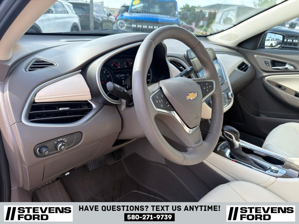 2022 Chevrolet Malibu LT