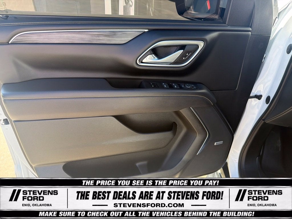 2023 GMC Yukon XL SLT