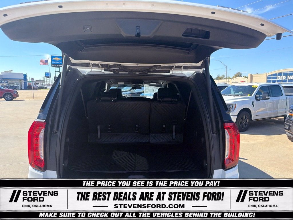 2023 GMC Yukon XL SLT