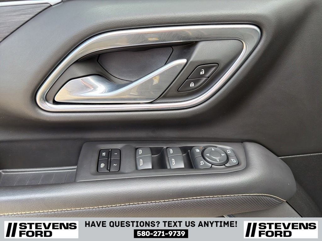2023 GMC Yukon XL SLT