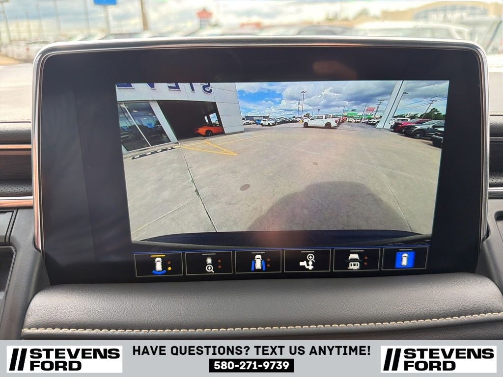 2023 GMC Yukon XL SLT