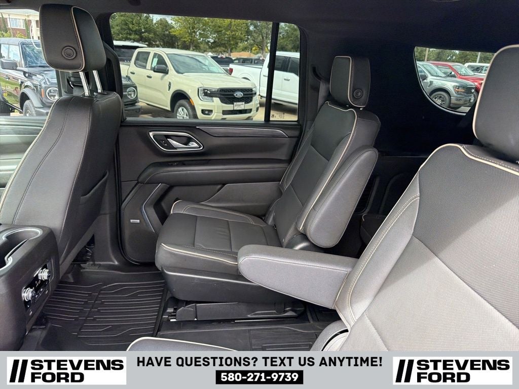 2023 GMC Yukon XL SLT