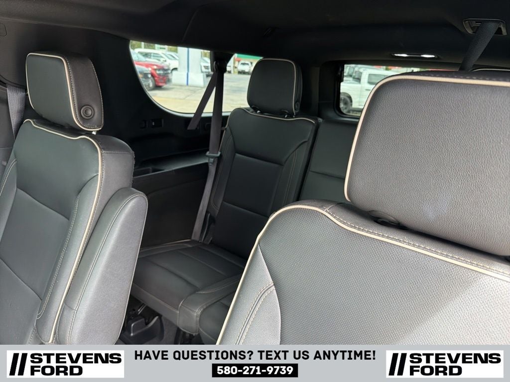 2023 GMC Yukon XL SLT
