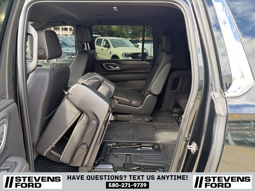 2023 GMC Yukon XL SLT
