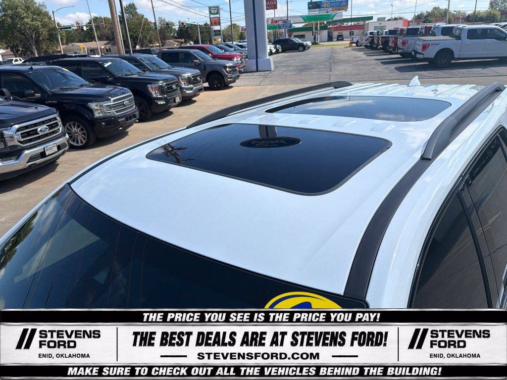 2022 Chevrolet Traverse RS