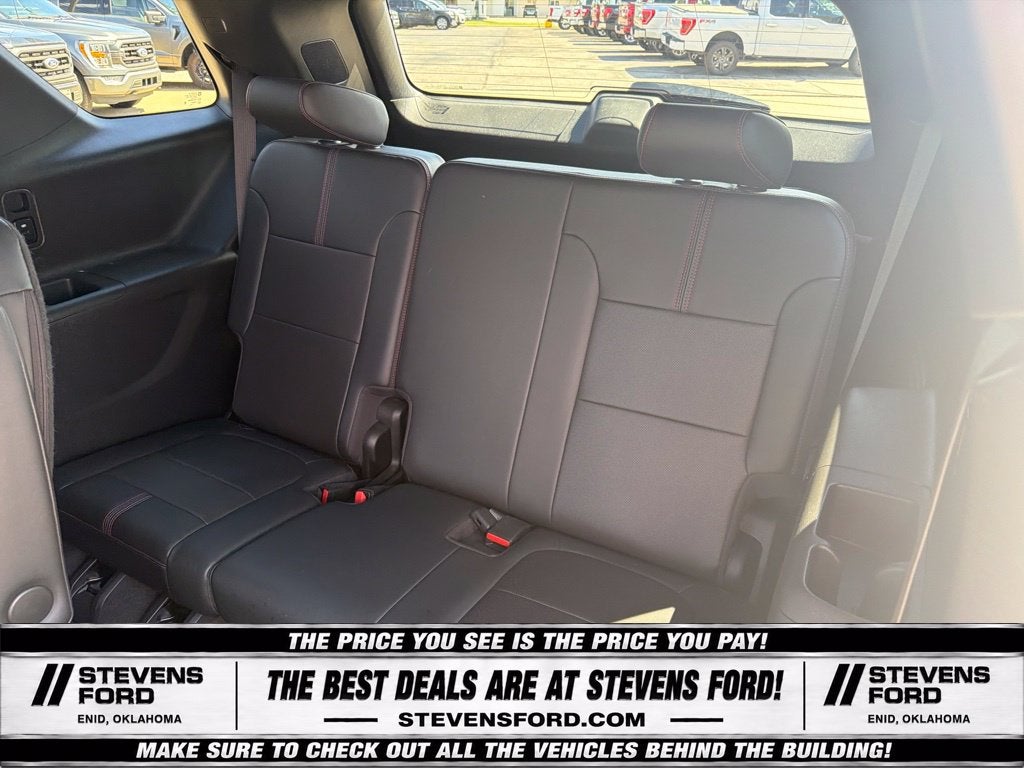 2022 Chevrolet Traverse RS
