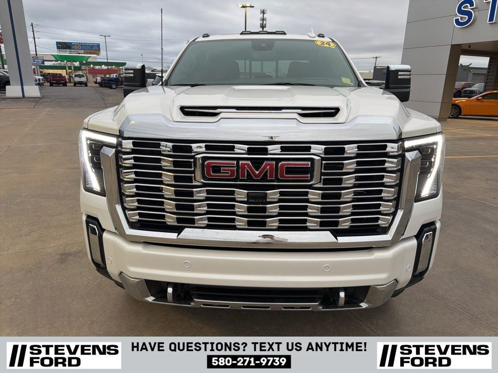 2024 GMC Sierra 2500HD Denali