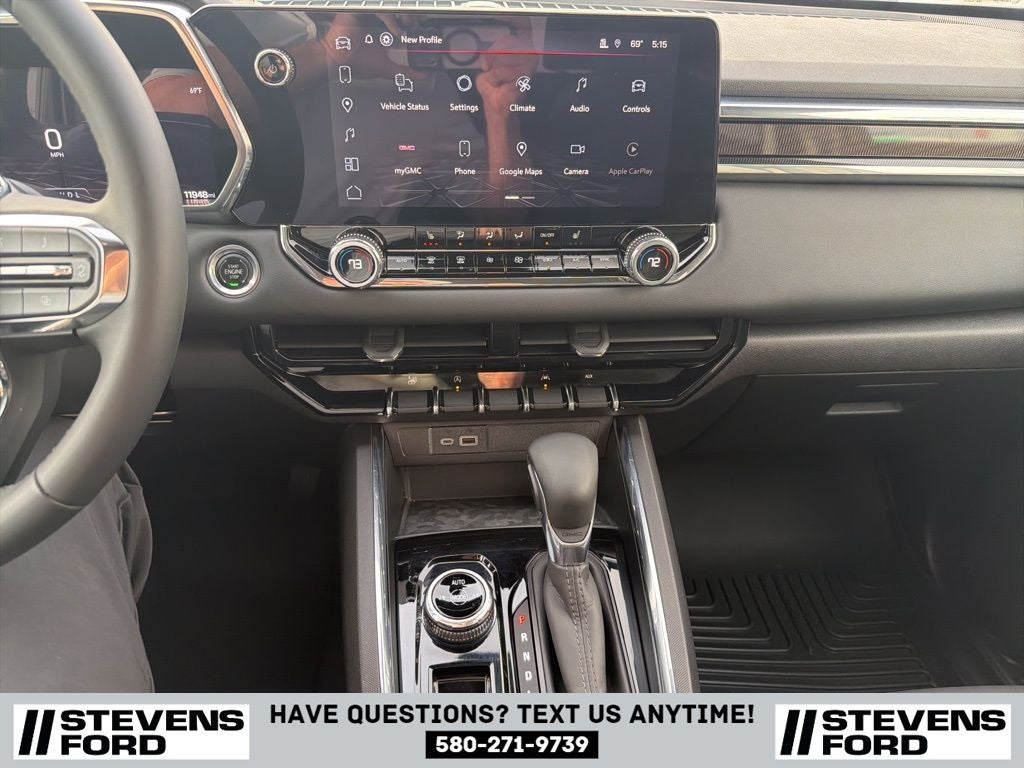 2025 GMC Canyon Elevation