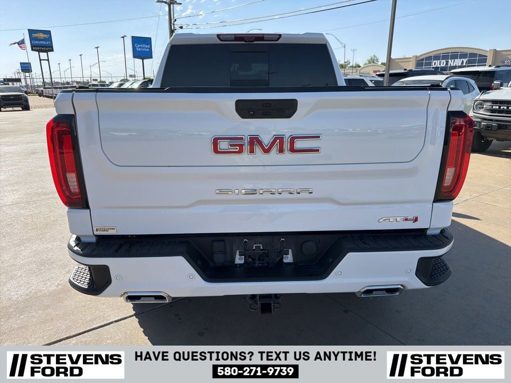 2022 GMC Sierra 1500 AT4