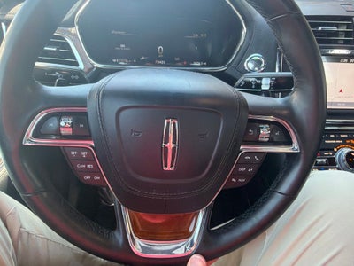 2017 Lincoln Continental Select