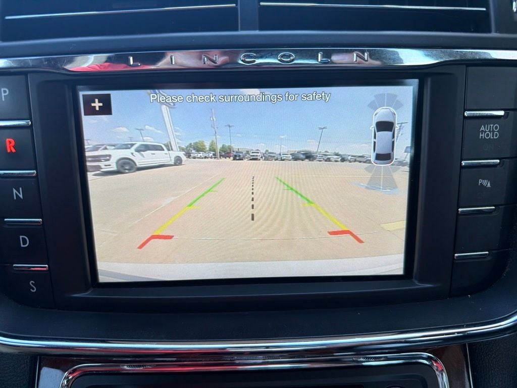 2017 Lincoln Continental Select