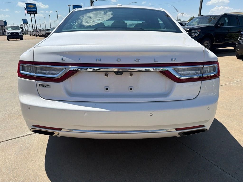 2017 Lincoln Continental Select
