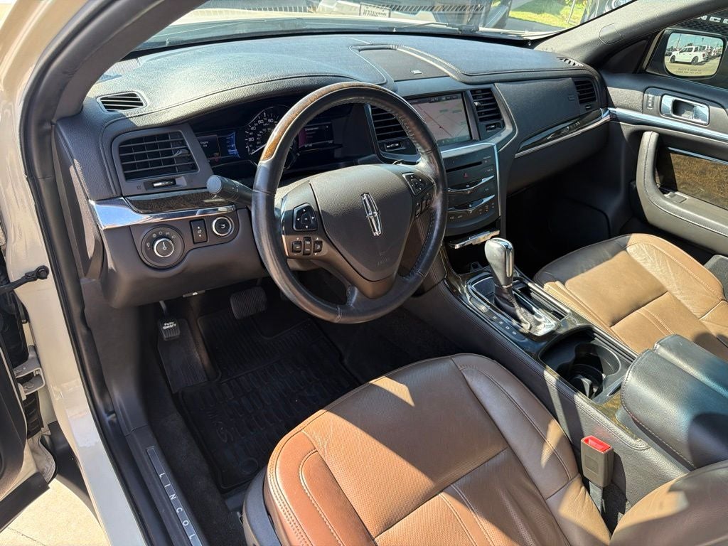 2014 Lincoln MKS Base