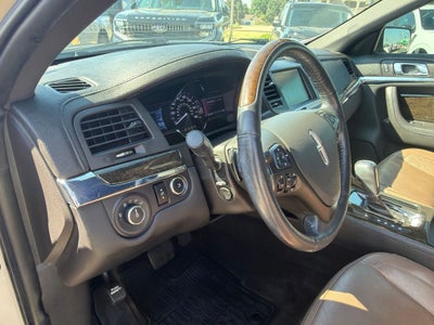 2014 Lincoln MKS Base