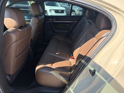 2014 Lincoln MKS Base