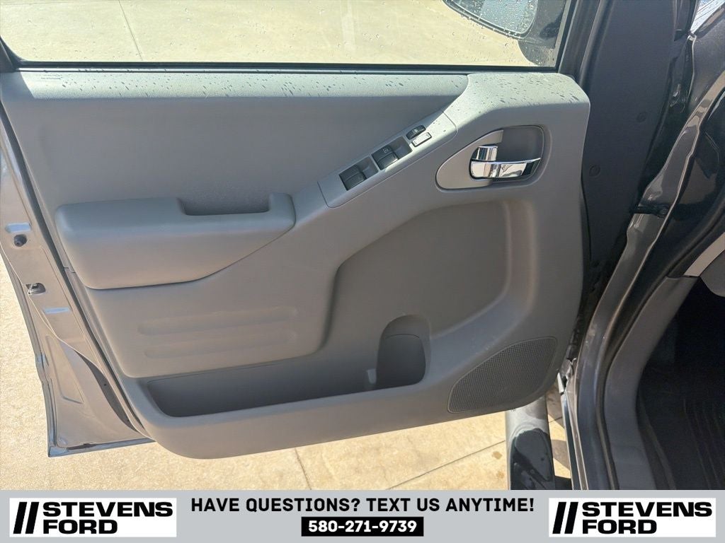 2020 Nissan Frontier SV