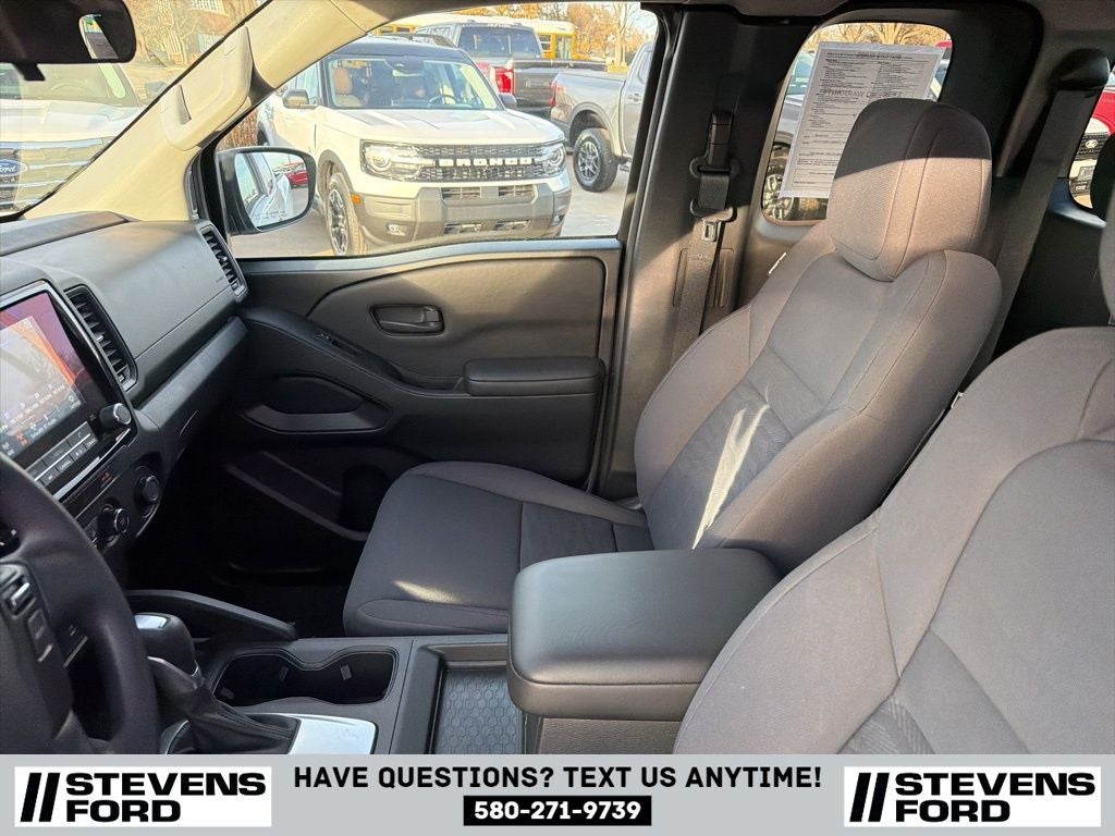 2023 Nissan Frontier S