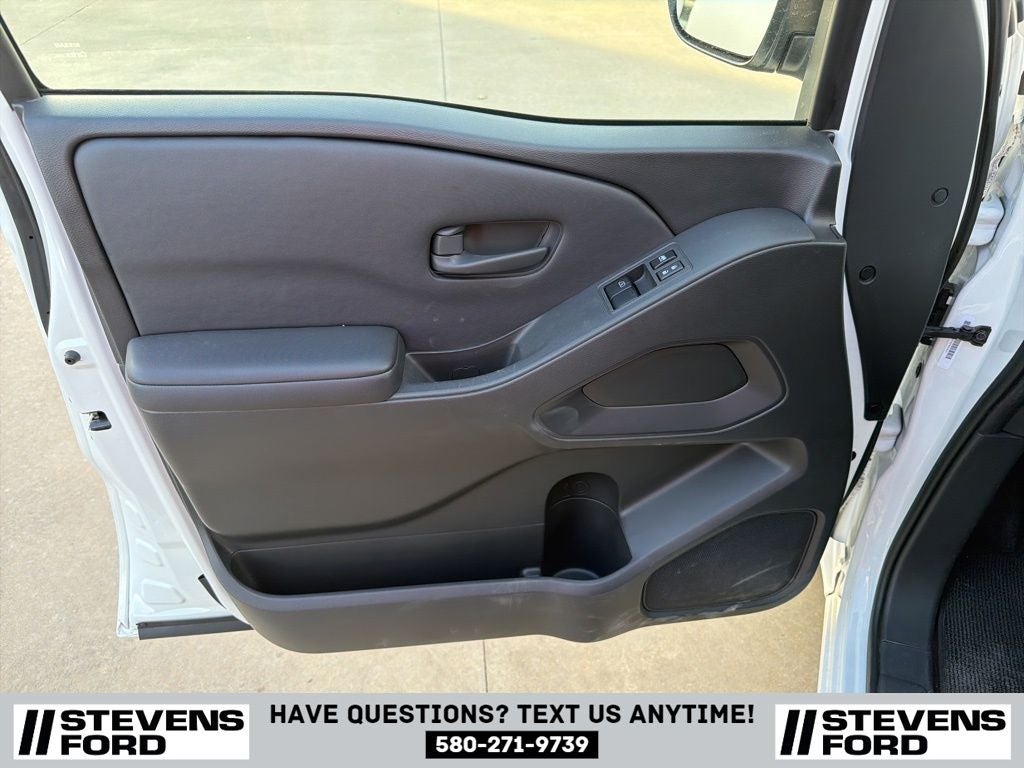 2023 Nissan Frontier S