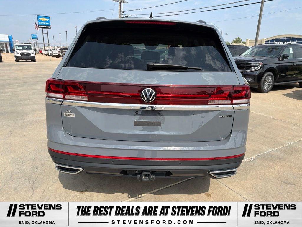 2025 Volkswagen Atlas 2.0T SE w/Technology