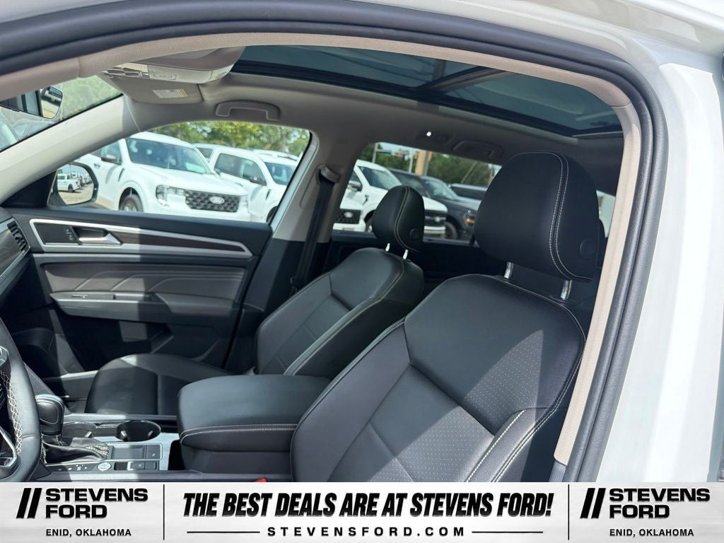 2022 Volkswagen Atlas 3.6L V6 SE w/Technology