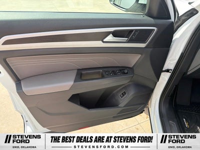 2022 Volkswagen Atlas 3.6L V6 SE w/Technology