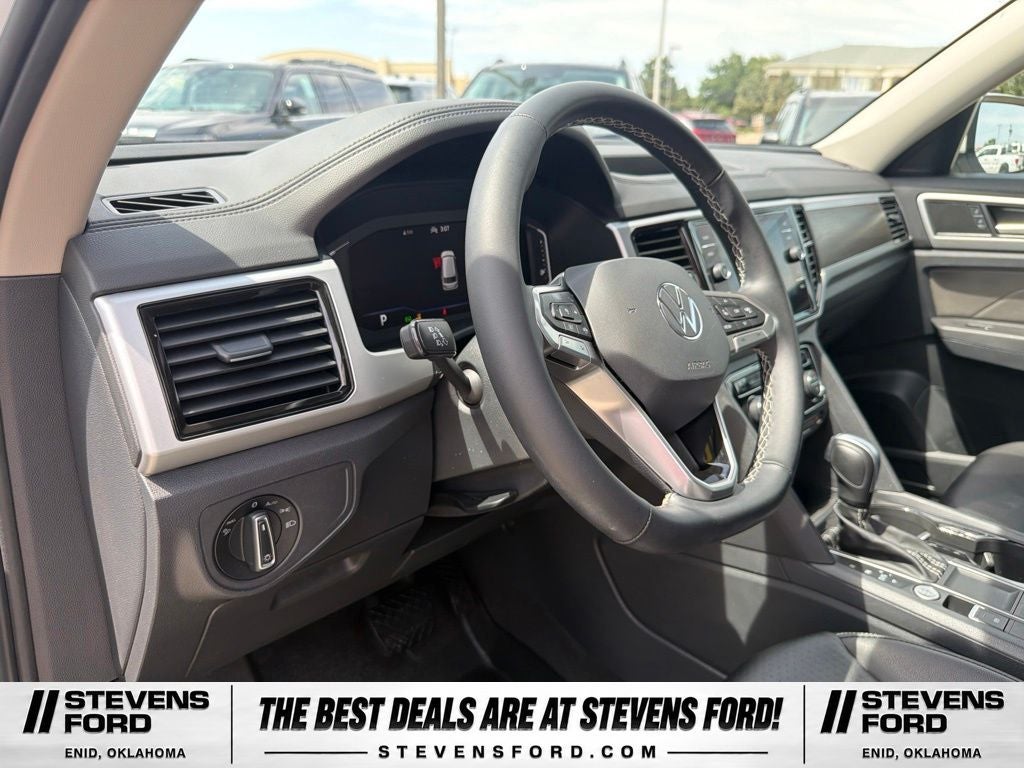 2022 Volkswagen Atlas 3.6L V6 SE w/Technology