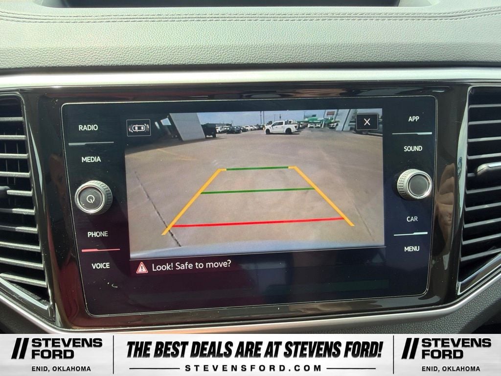 2022 Volkswagen Atlas 3.6L V6 SE w/Technology