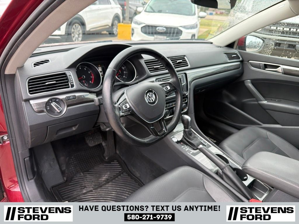2018 Volkswagen Passat 2.0T SE w/Technology