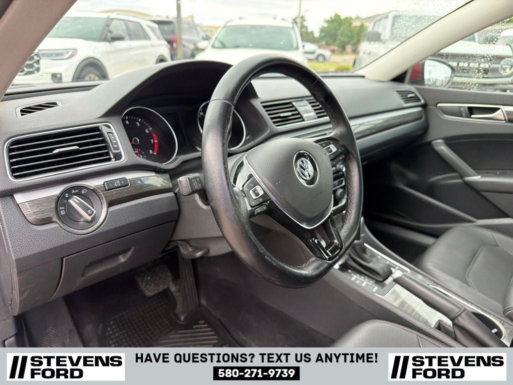 2018 Volkswagen Passat 2.0T SE w/Technology