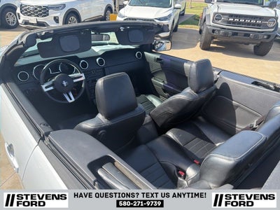 2005 Ford Mustang GT Deluxe