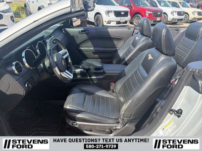 2005 Ford Mustang GT Deluxe