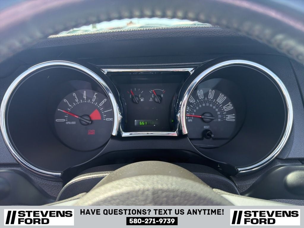 2005 Ford Mustang GT Deluxe