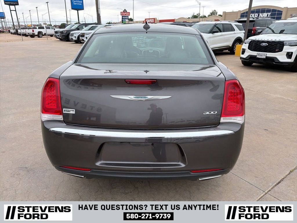 2018 Chrysler 300 Limited