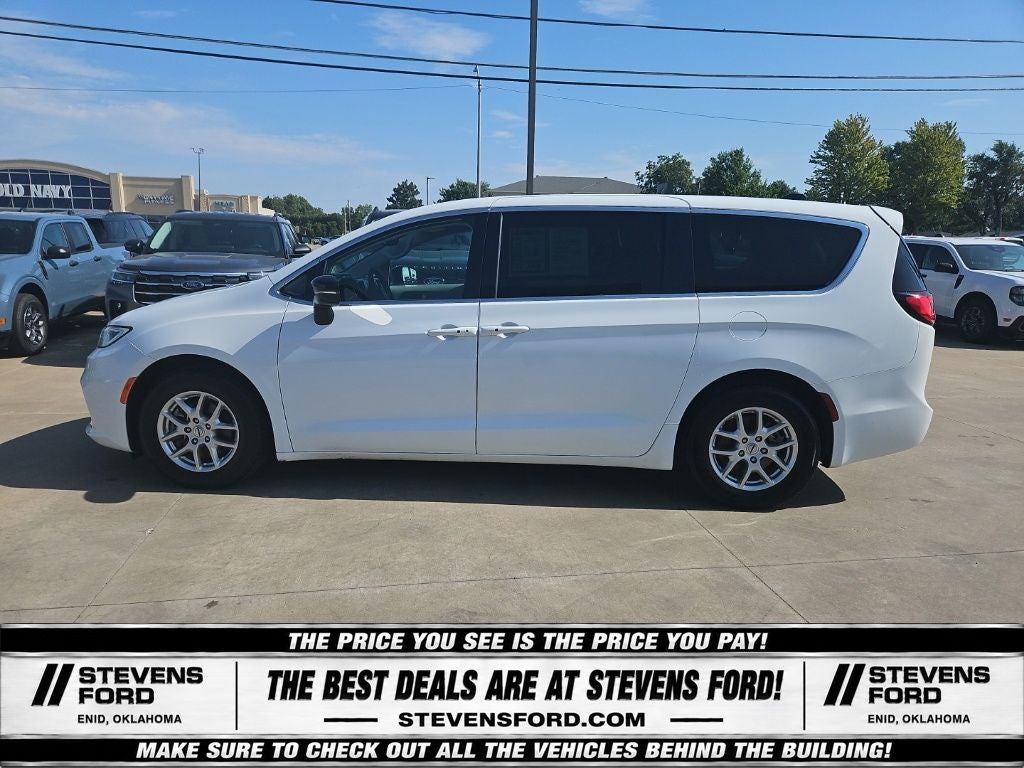 2024 Chrysler Pacifica Touring L