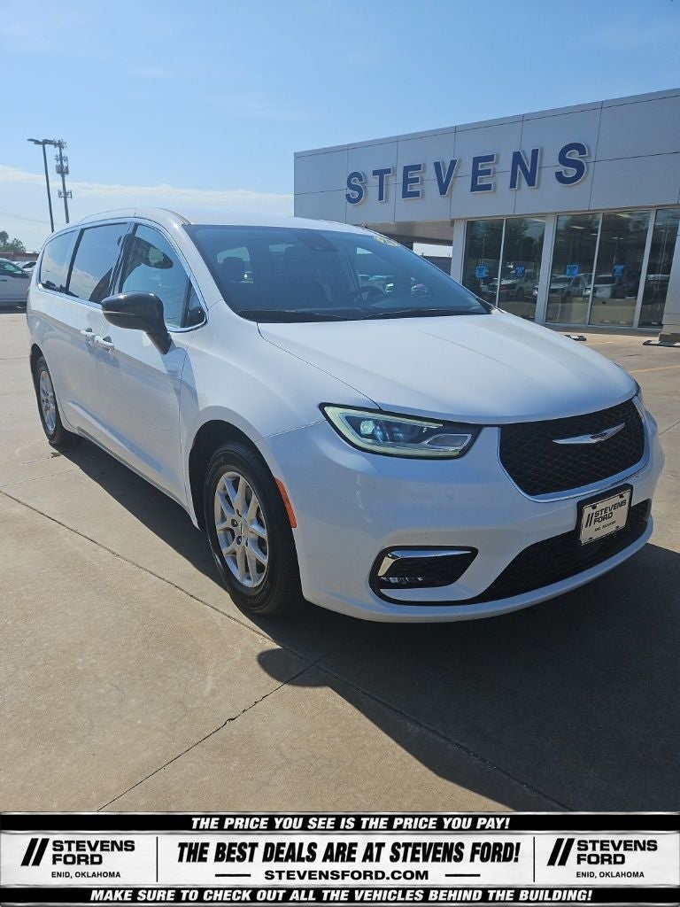 2024 Chrysler Pacifica Touring L