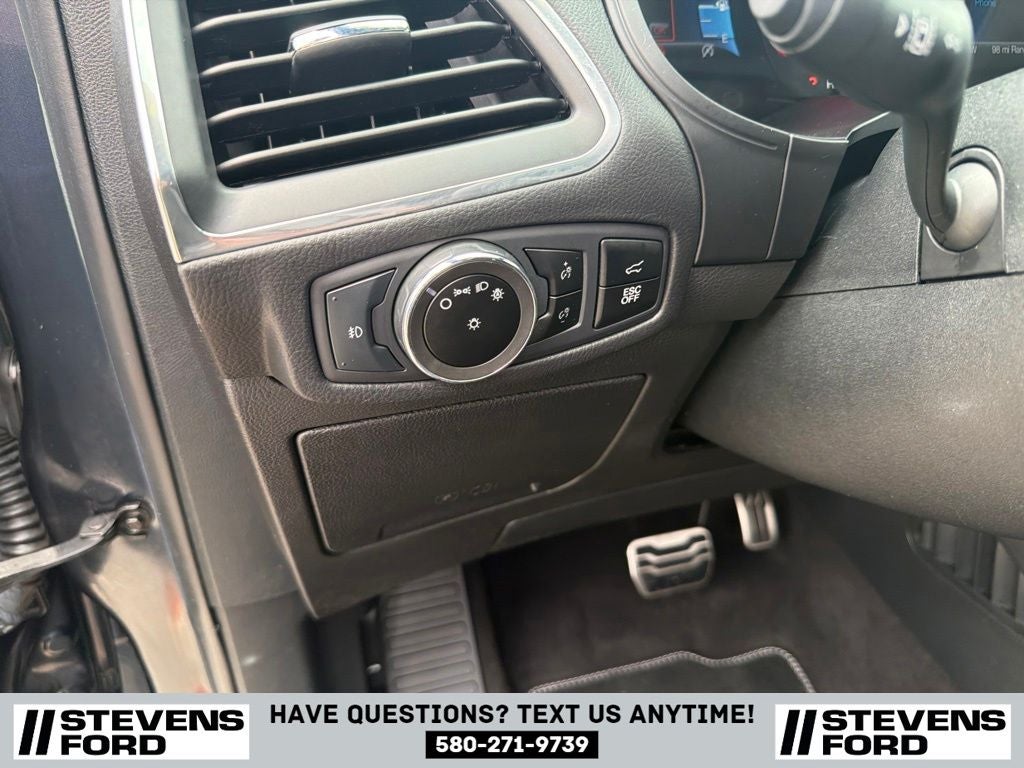 2023 Ford Edge ST