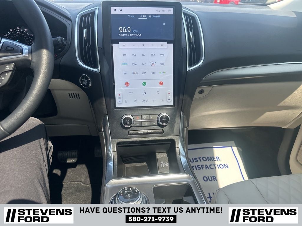 2024 Ford Edge Titanium