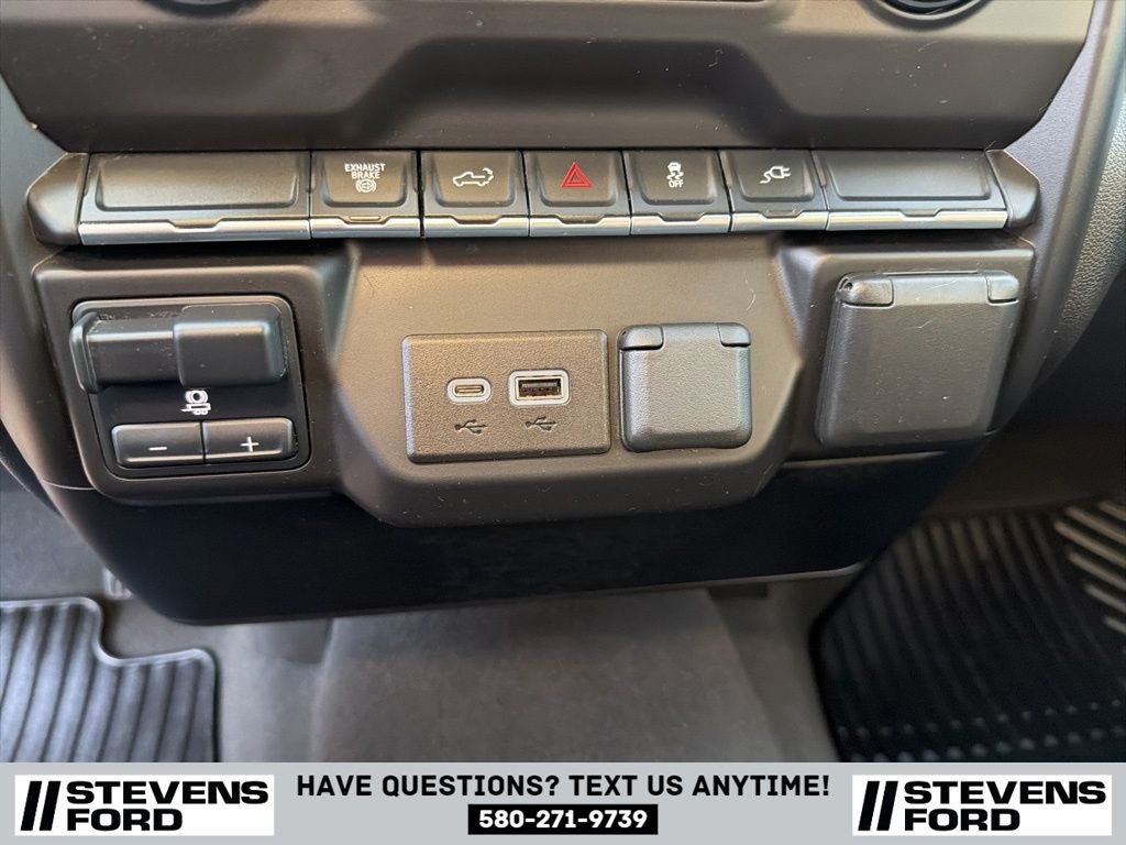 2022 Chevrolet Silverado 2500HD Custom