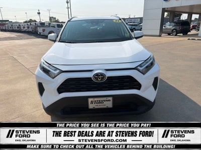 2025 Toyota RAV4 XLE