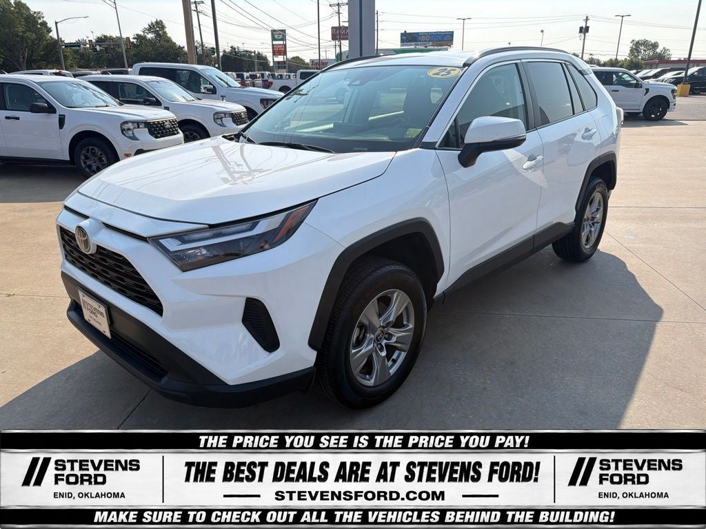 2025 Toyota RAV4 XLE