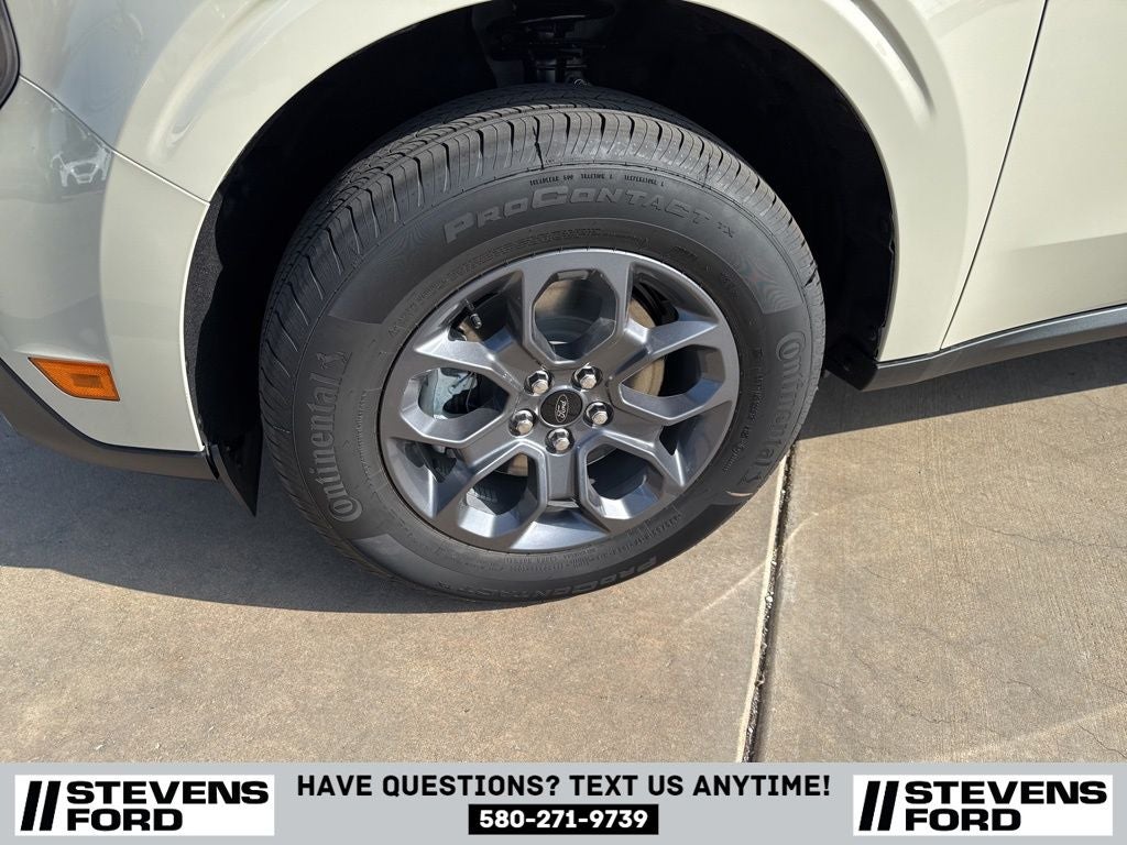 2025 Ford Maverick XLT