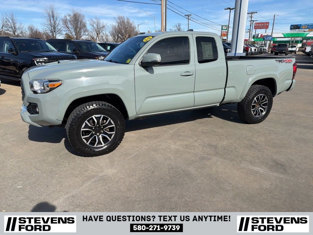 2022 Toyota Tacoma TRD Sport V6