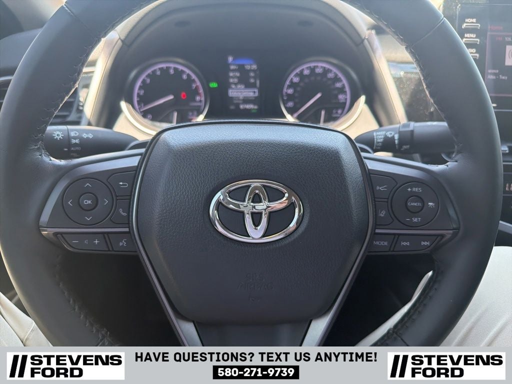 2023 Toyota Camry SE