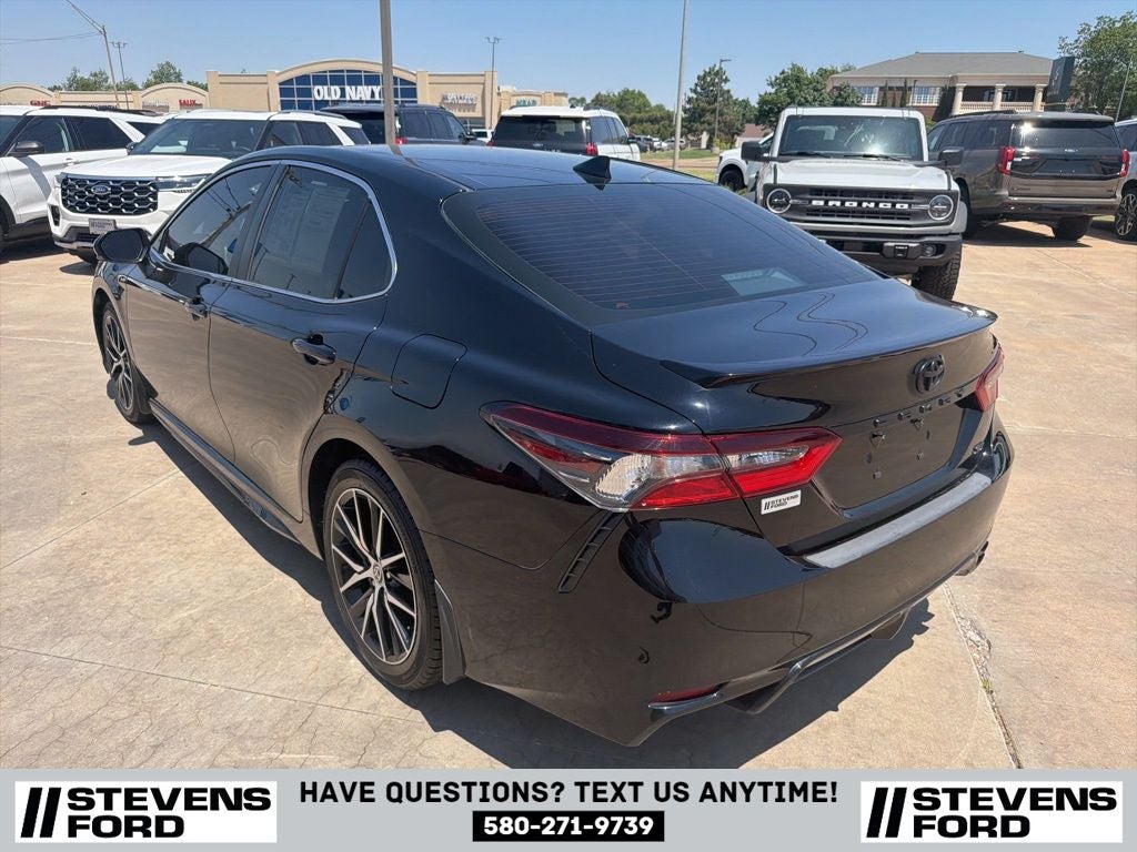 2023 Toyota Camry SE