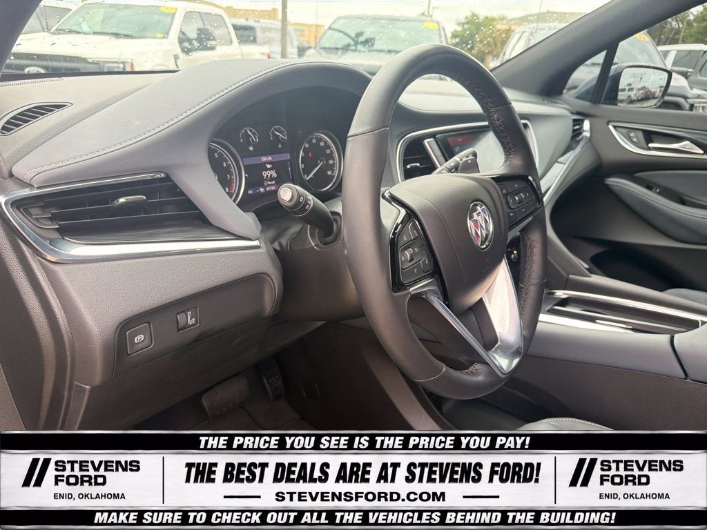 2022 Buick Enclave Essence