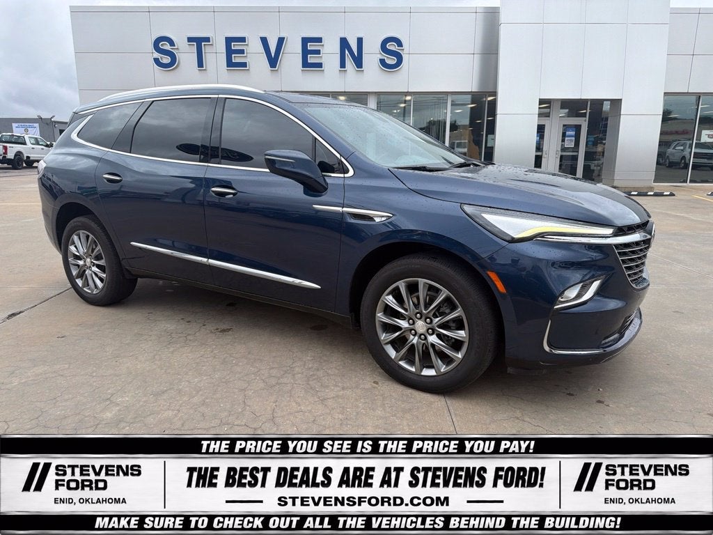 2022 Buick Enclave Essence